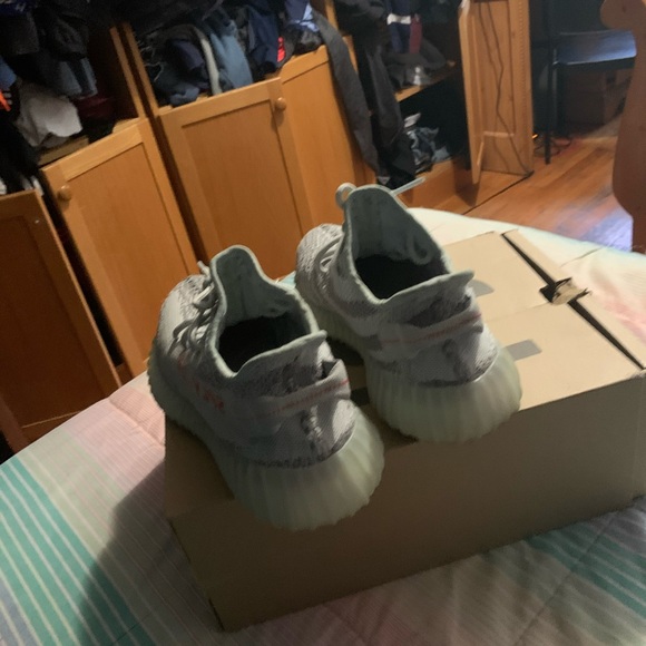 Yeezy Blue Tints size 9 - Picture 6 of 9